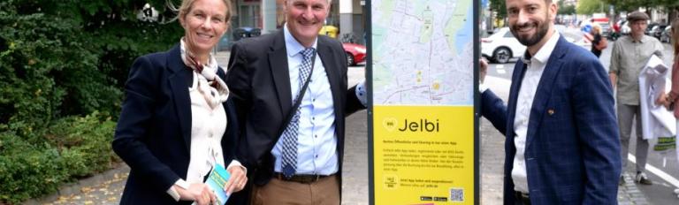 Eröffnung der ersten Mobiltätsstation in Potsdam am Bassinplatz